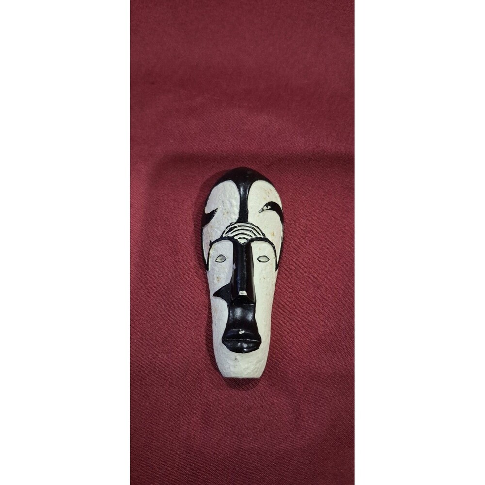 Small African Arts Mask Black And White 3" Decor Hard To Find